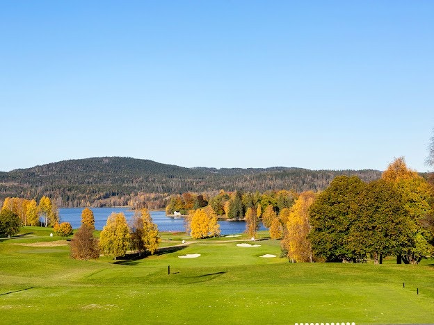 Bogstad Golfklubb er i bunnen av bakken Galleribilde