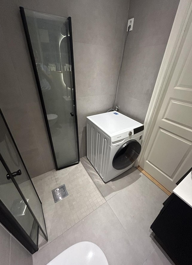 Leiligheten leies ut møbler - med kombi vaskemaskin og tørketrommel Galleribilde