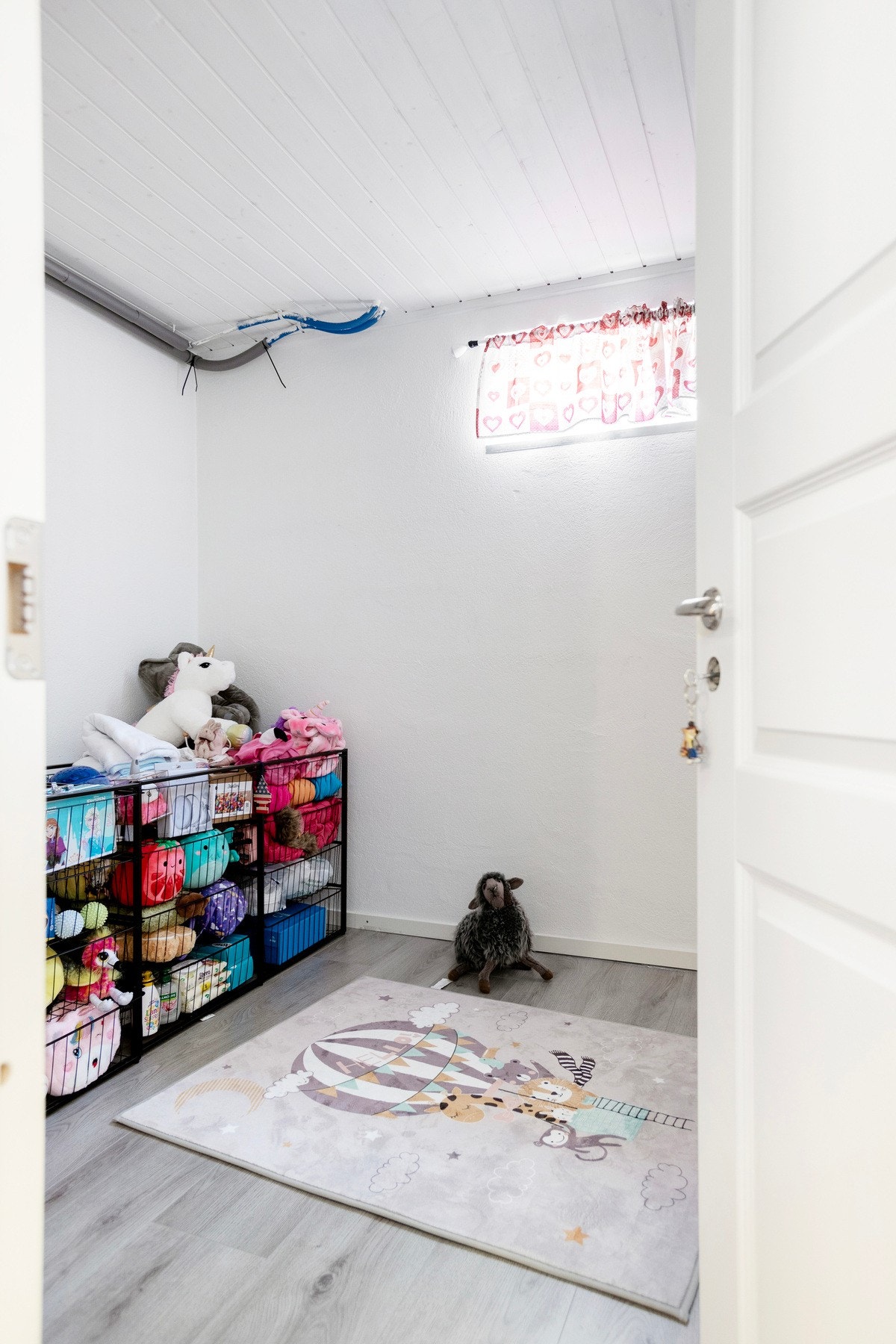 Rom 2 i underetasjen brukes i dag som lekerom. Galleribilde