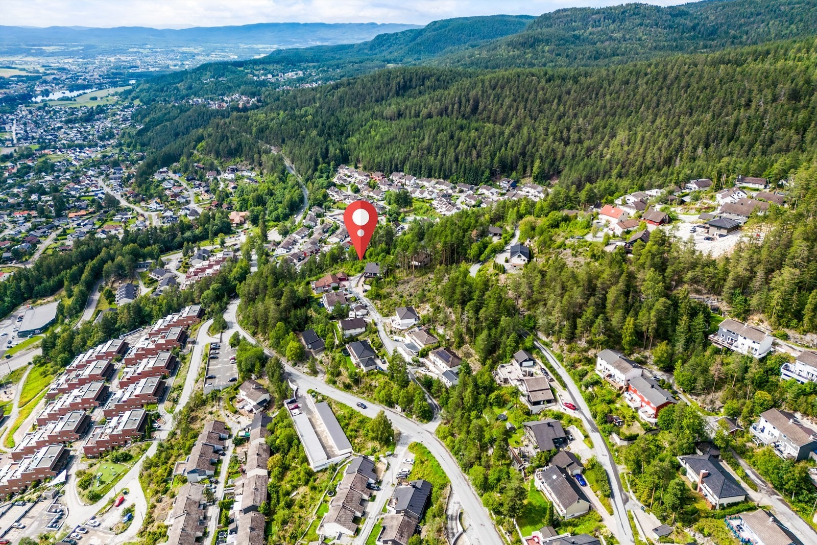 Barnevennlig og veletablert nabolag Galleribilde