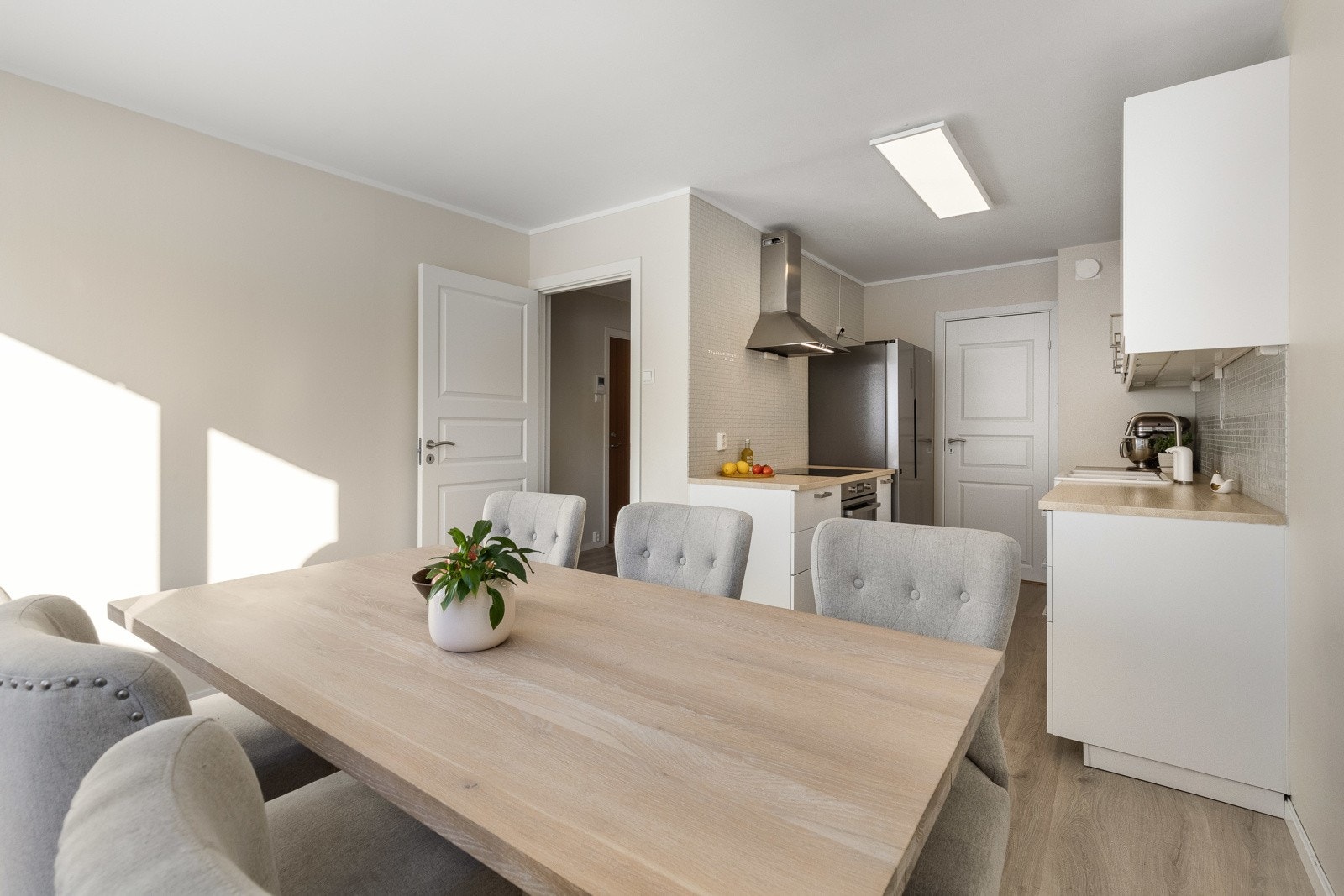 Her samles venner og familie for hyggelige måltider! Galleribilde