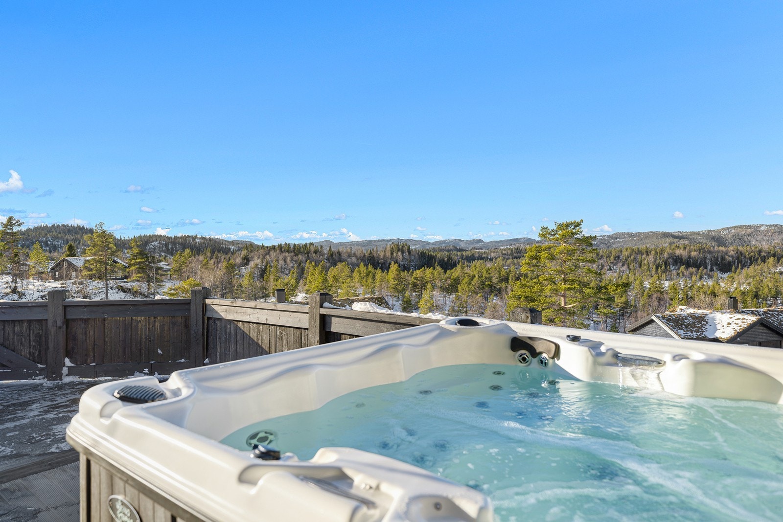 Jacuzzi under åpen himmel Galleribilde