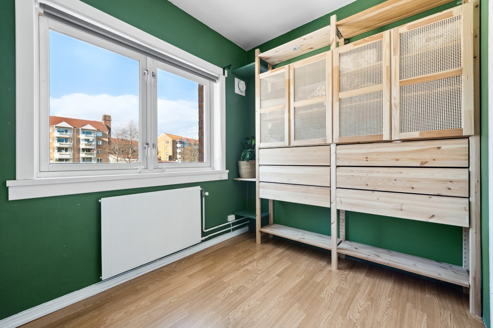 Soverom II vender ut mot store og fine fellesarealer. Galleribilde