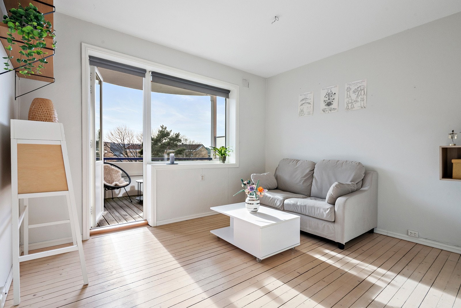 Store vindusflater med gode lysforhold Galleribilde