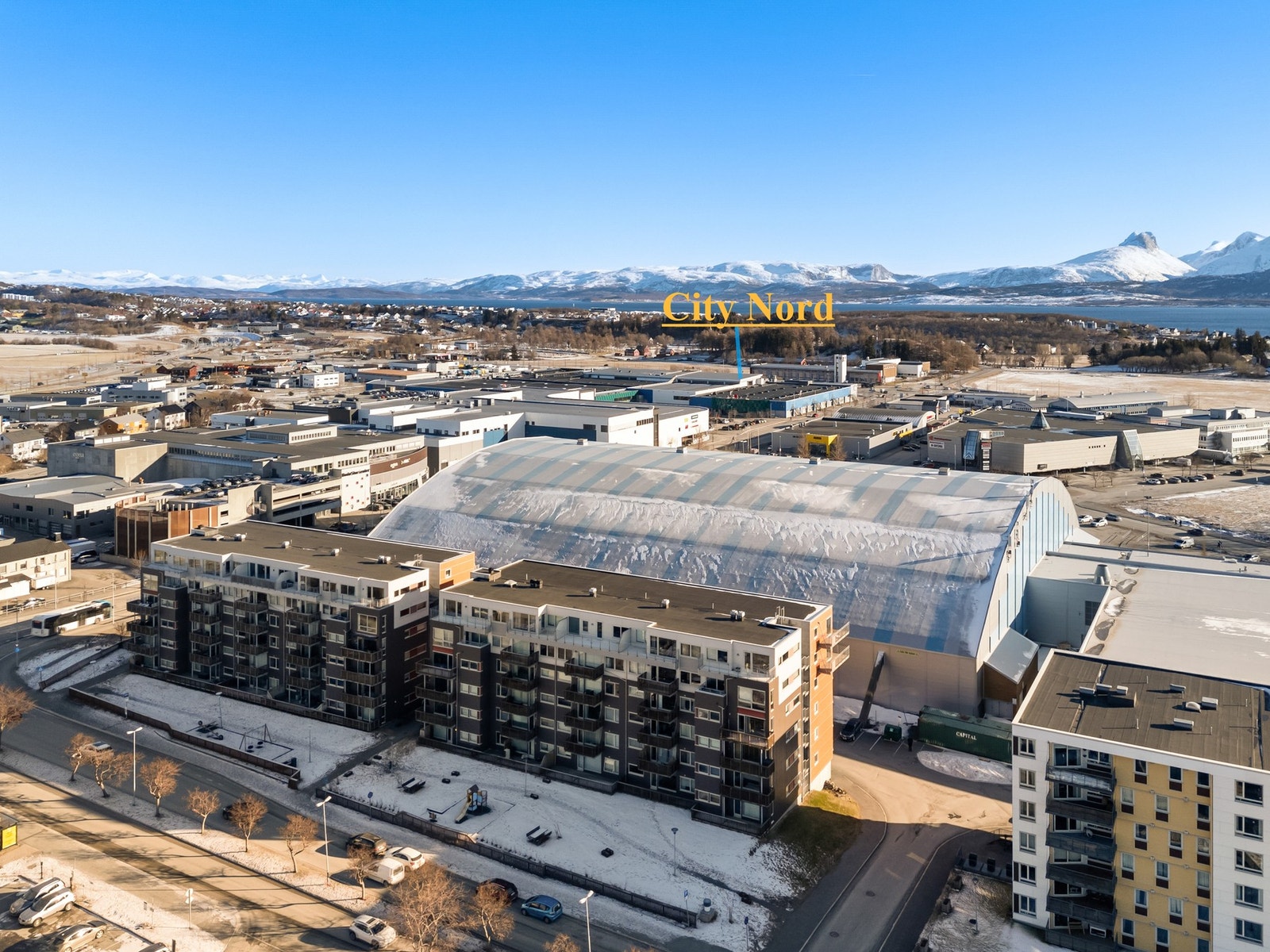 Leiligheten ligger fint til i Østbyen, med fasiliteter som City Nord, Trekanten, treningssentre, Nordlandshallen, etc. i direkte nærhet Galleribilde