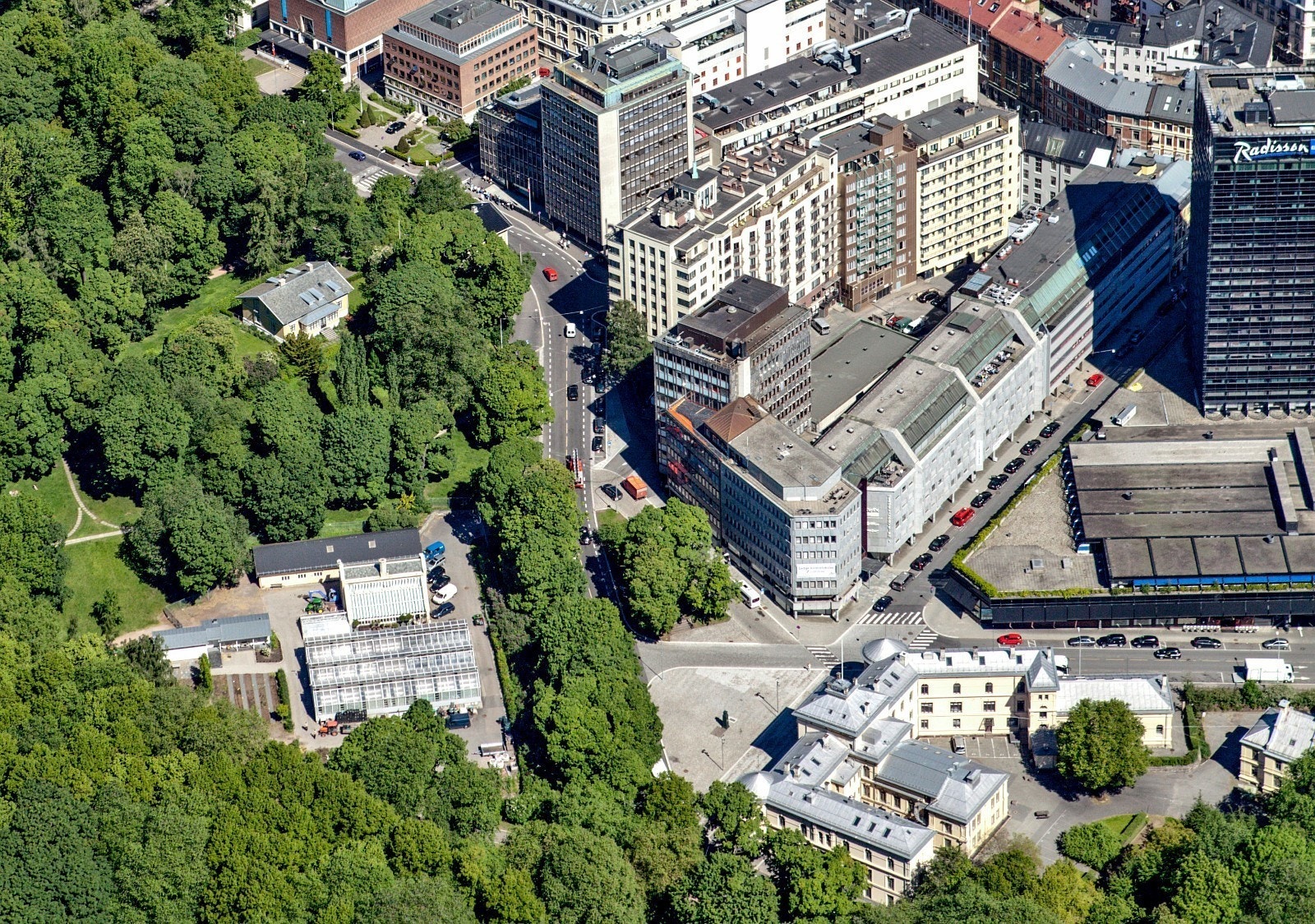 Nydelig beliggenhet ved Slottsparken Galleribilde