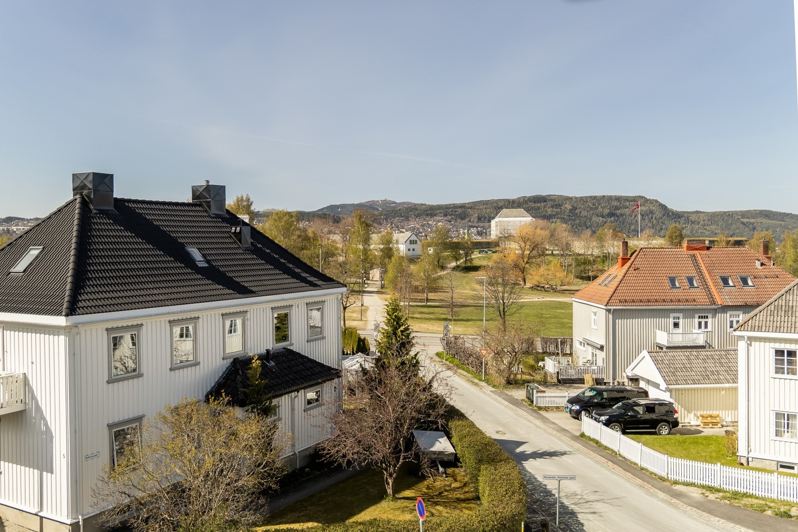 150 meter fra ytterdøren finner man festningen og festningsparken Galleribilde