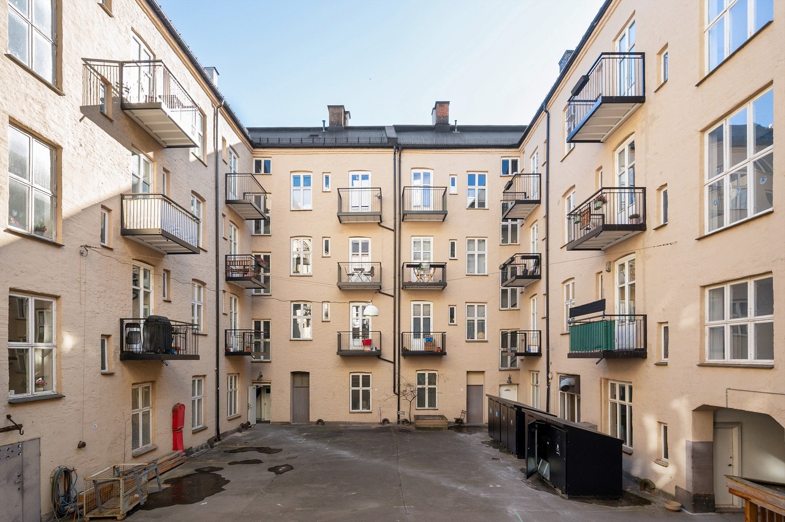 Inngang og ringeklokke via Bernt Ankers gate Galleribilde