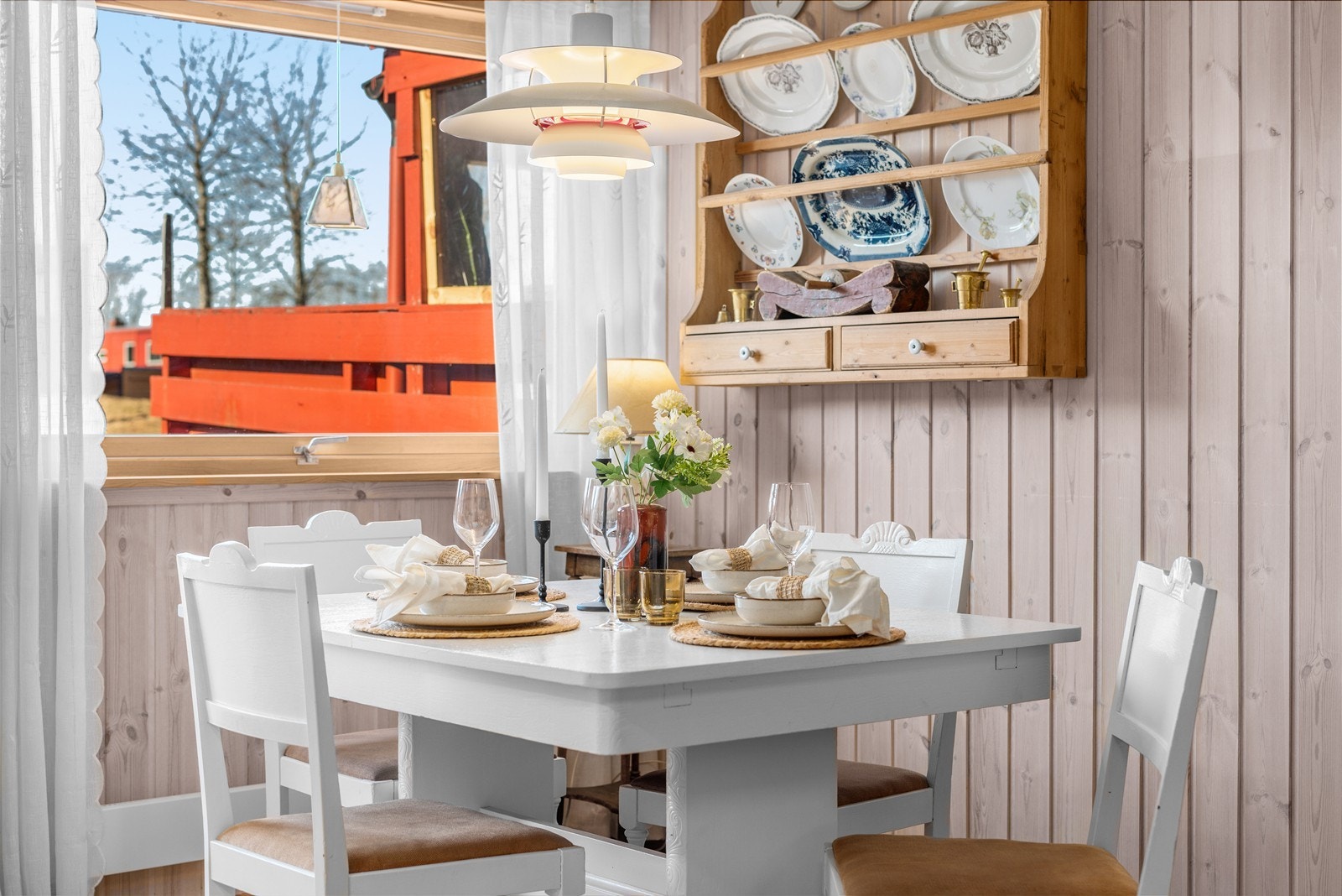 Her kan du invitere familie og venner til herlige måltider! Galleribilde