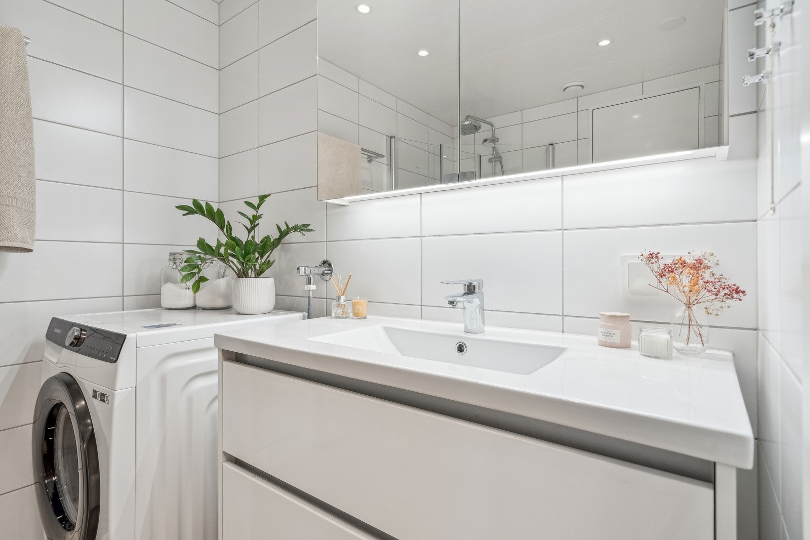 I tilknyttning til gangen ligger badet. Badet har fått TG0 av takstmann. Galleribilde