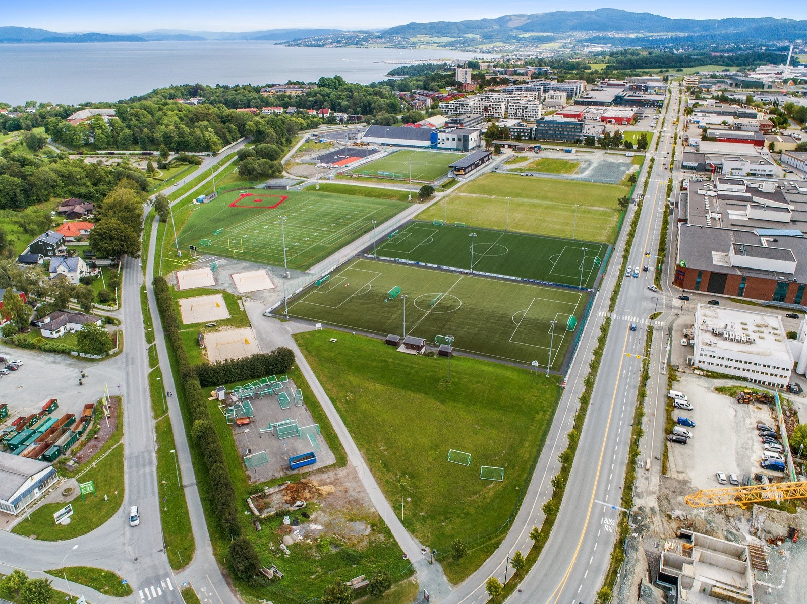 Koteng arena ligger også i umiddelbar nærhet, her er det flere muligheter for fritidsaktiviteter. Galleribilde