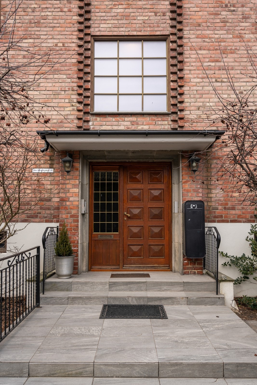 Inngangspartiet til boligbygget Galleribilde