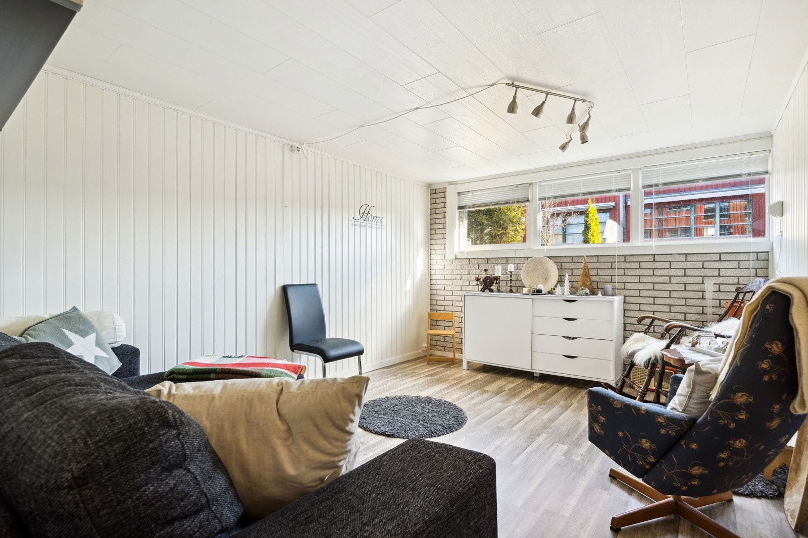 Kjellerstuen er et perfekt oppholdsrom for ungdommen. Galleribilde