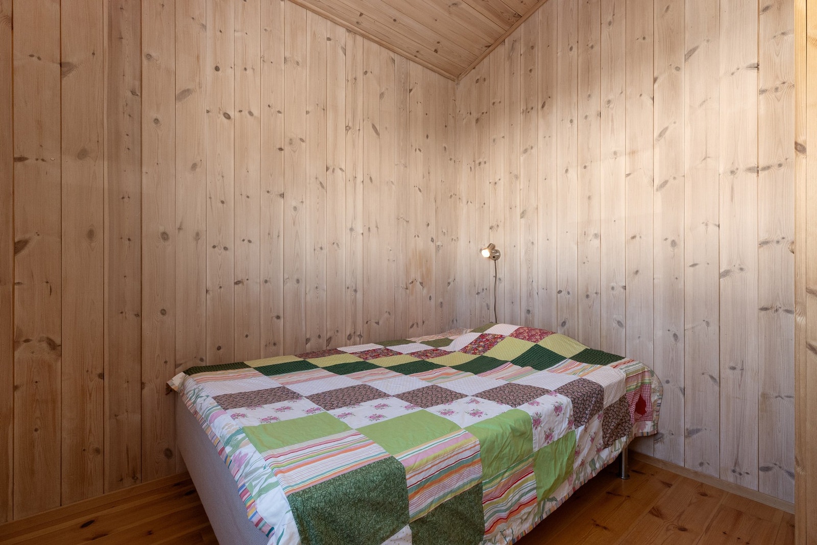 God takhøyde inne på soverom Galleribilde