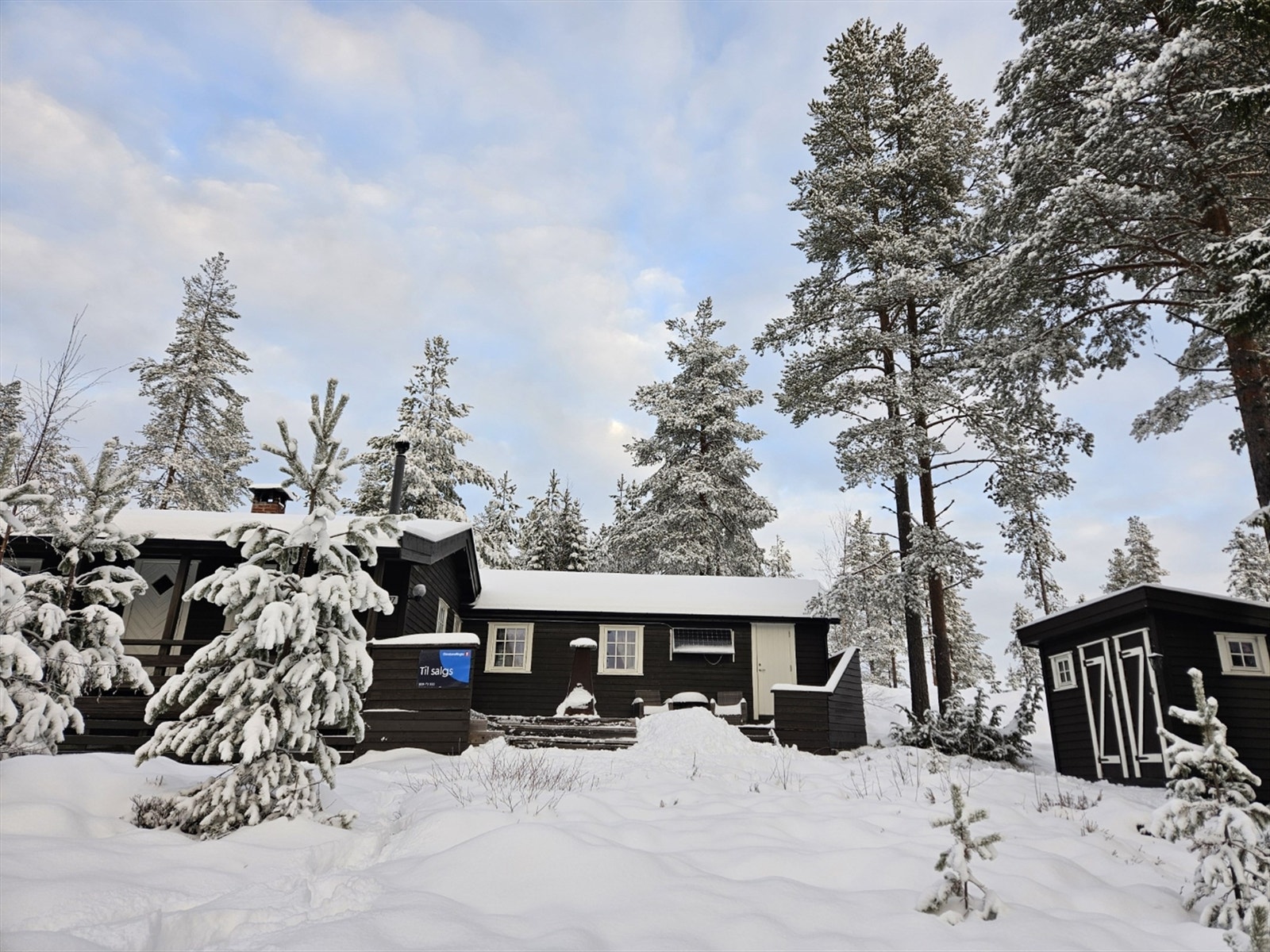 Rolig og landlig beliggenhet, knappe 7,5 km unna Landsbyen Dokka. Galleribilde