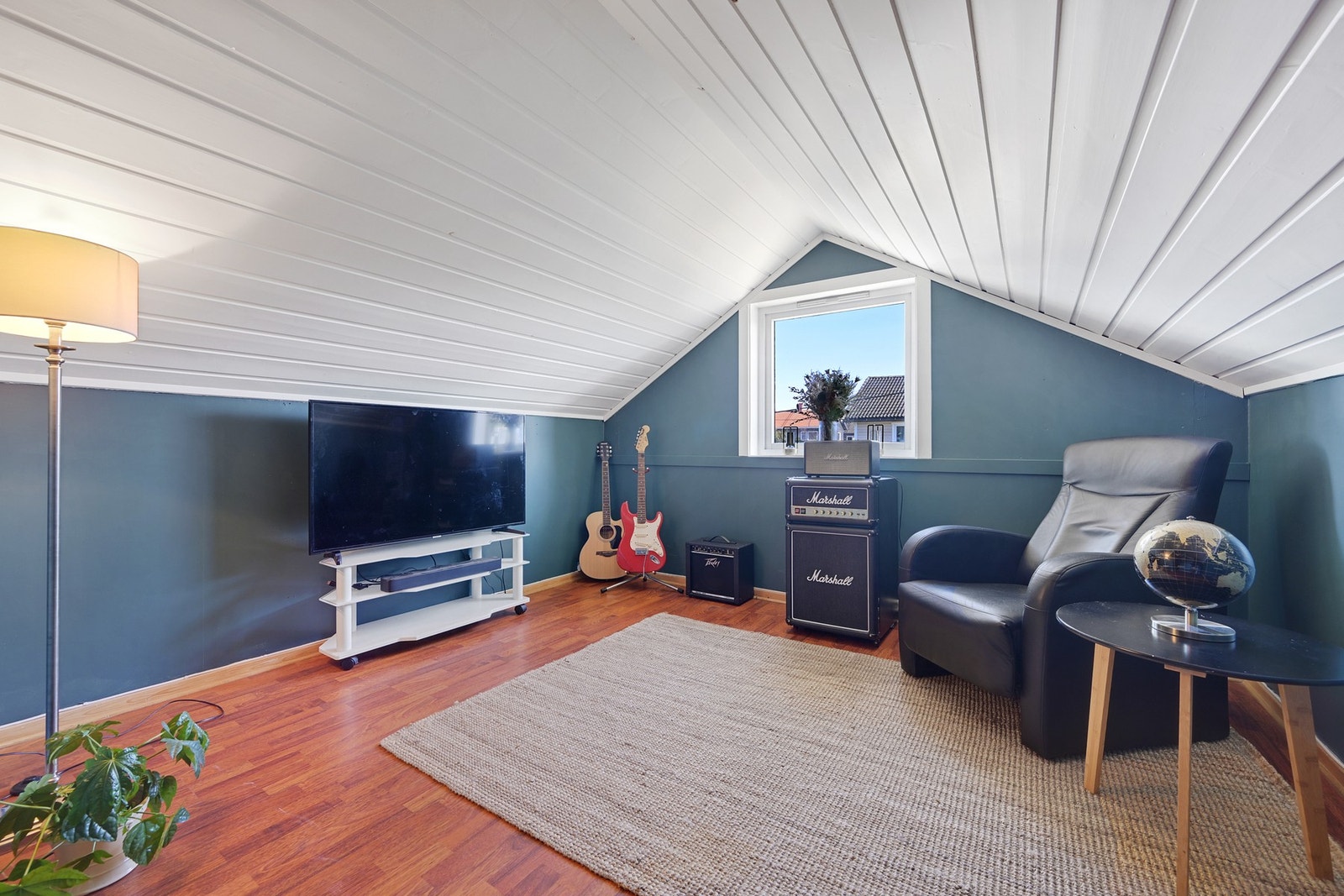 Soverom/ungdomsrom/TV-stue Galleribilde