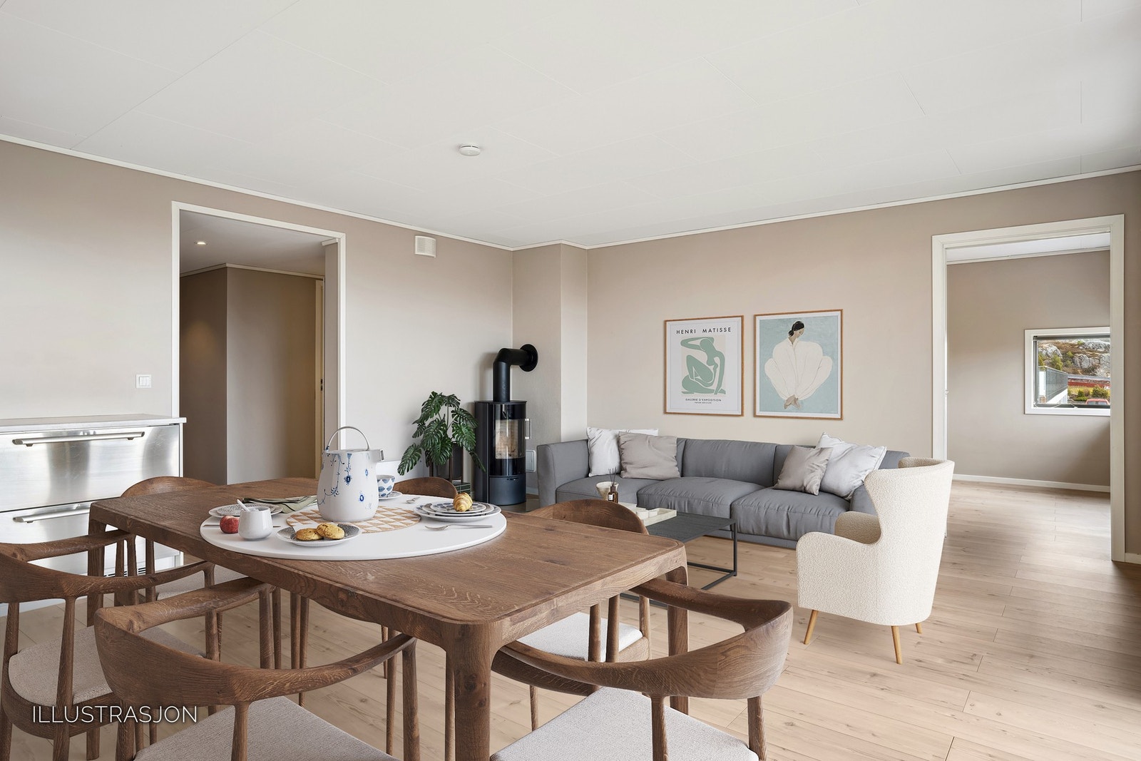 God plass til blant annet sofa, spisebord, TV m.m. Galleribilde