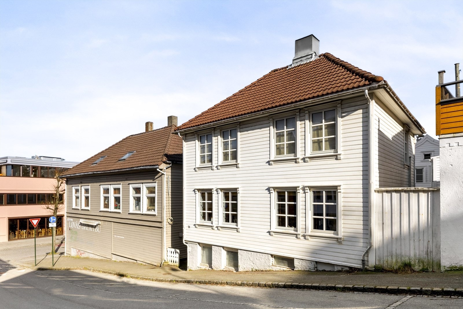 Meget kjekk beliggenhet. Her ligger alt tilrettelagt for å kunne leve det urbane liv, og benytte seg av alt det spennende Stavanger har å tilby! Galleribilde