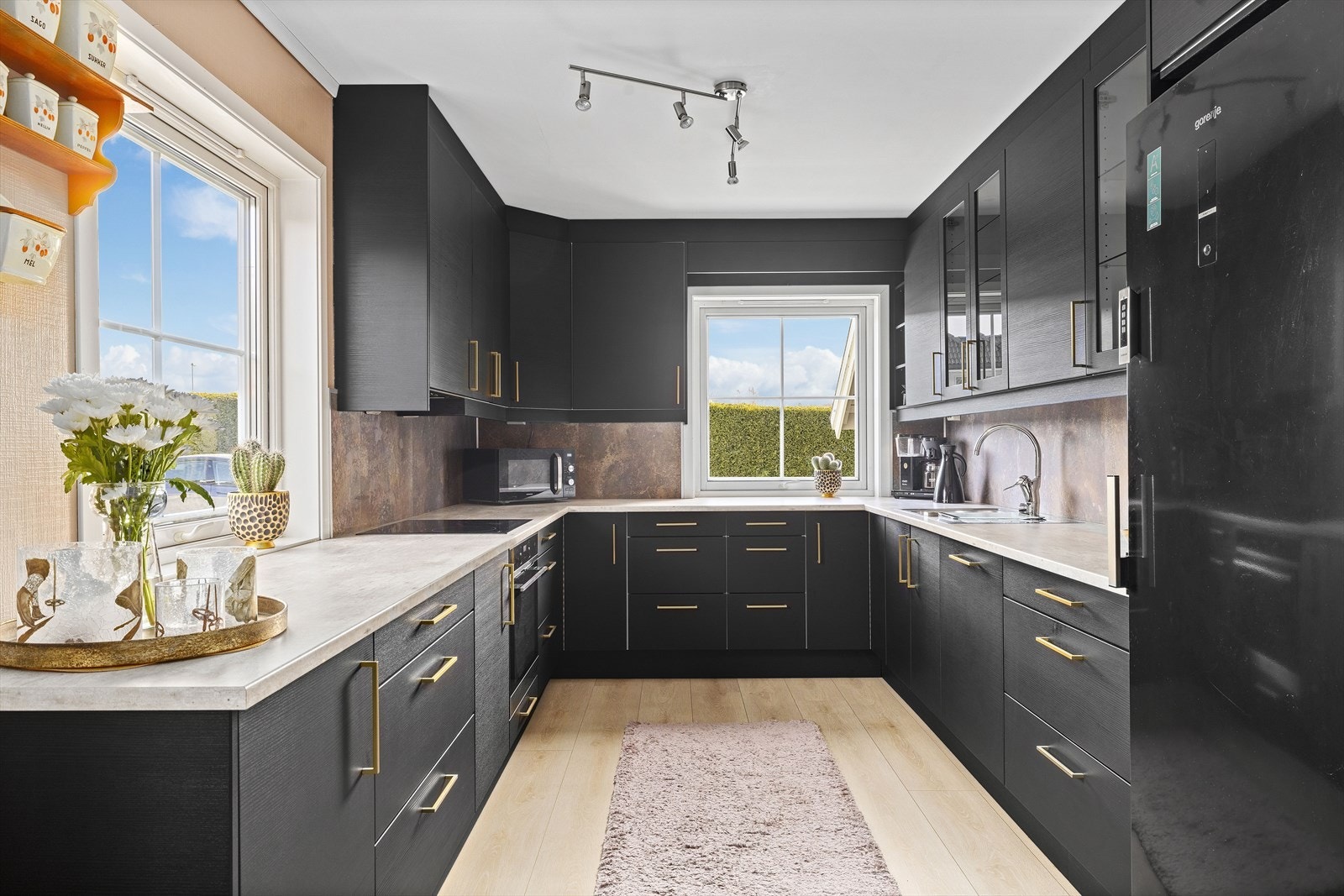 Nydelig halvpart av vertikaldelt tomannsbolig på Nenset Galleribilde