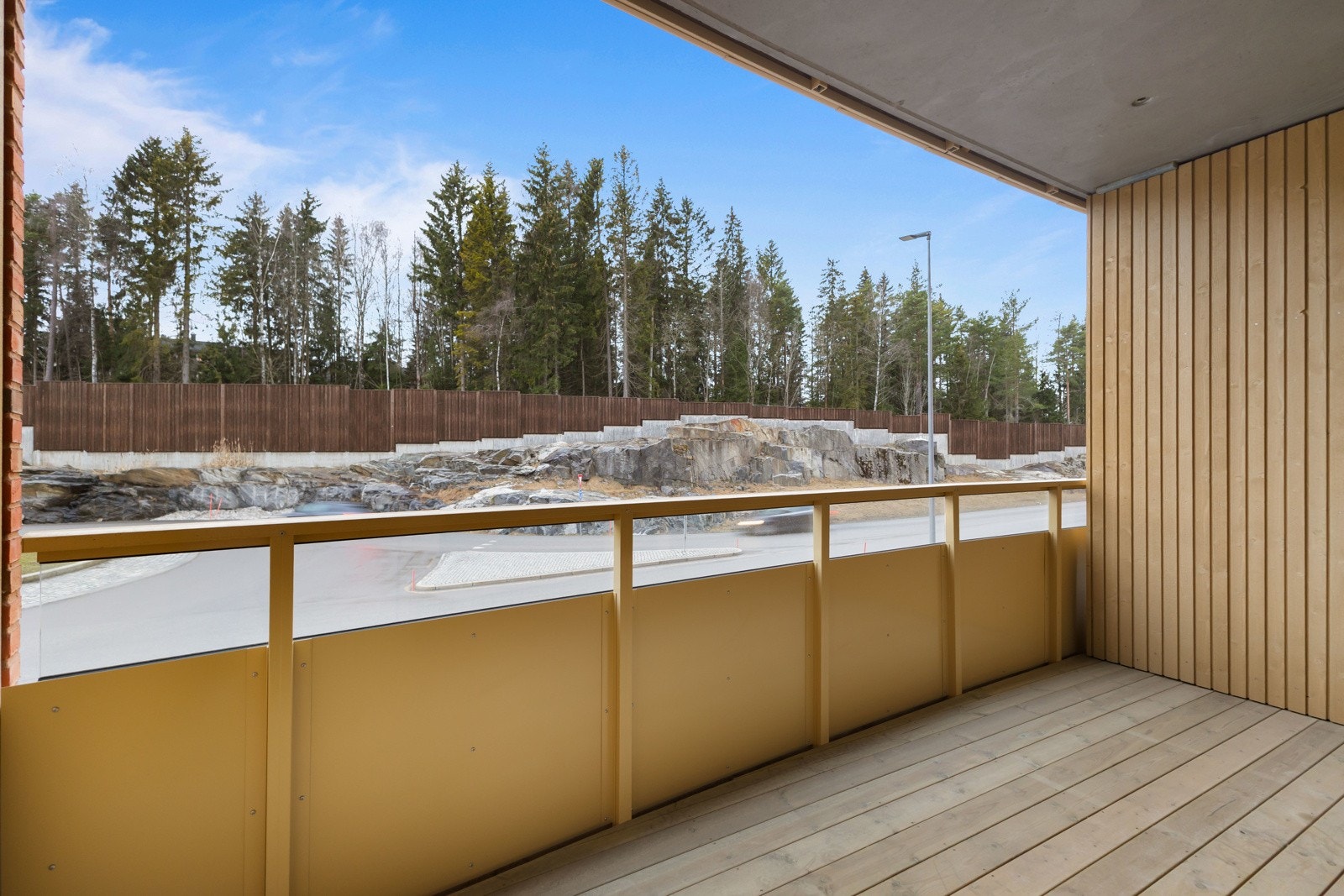 Utgang til flott balkong på 9,1 kvm. Galleribilde