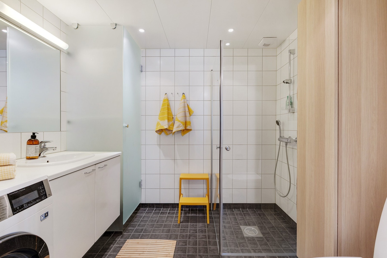 Vegghengte dusjdører i herdet glass Galleribilde