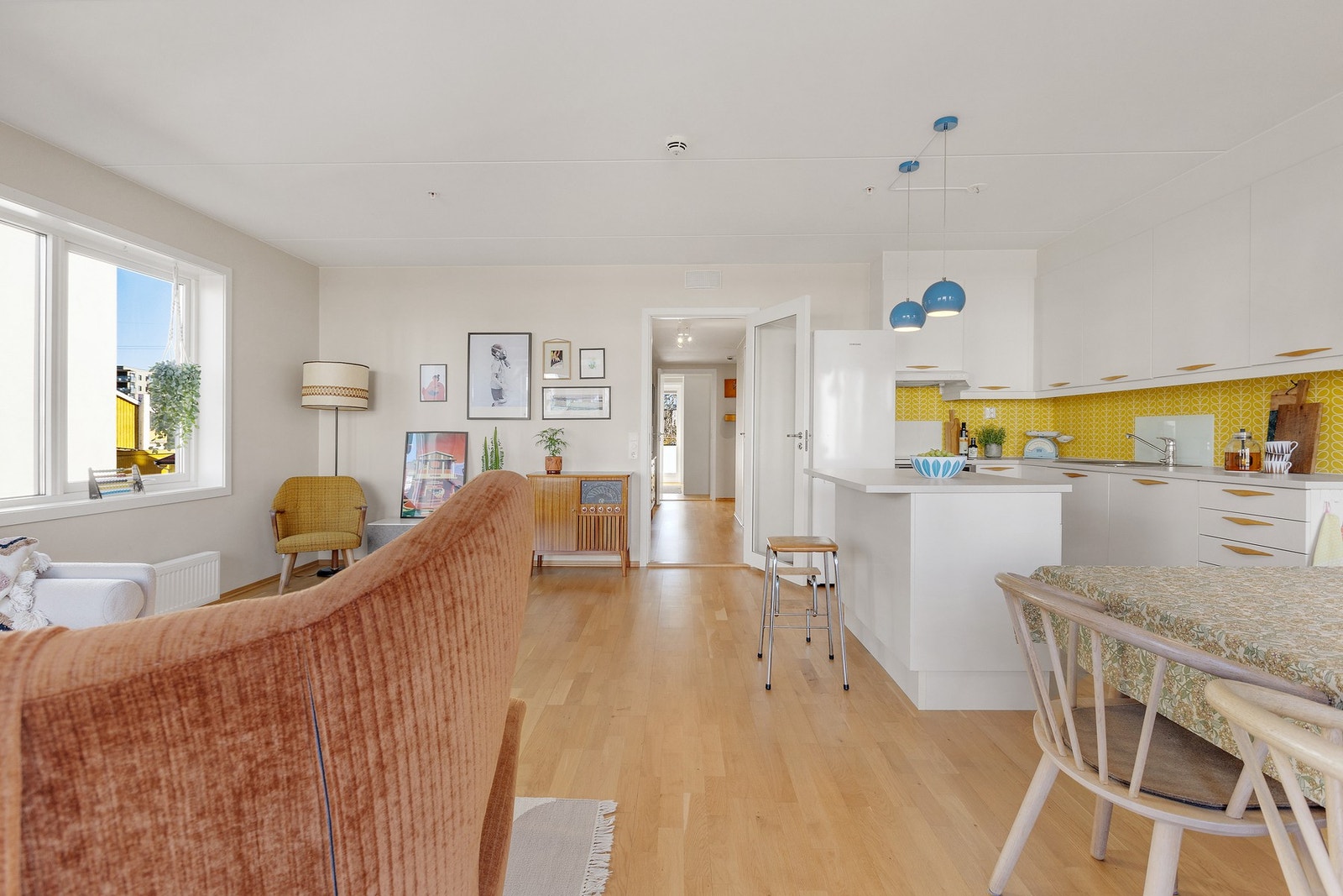 Borettslaget er fra 2016 og det er gjennomgående en god standard i boligen Galleribilde