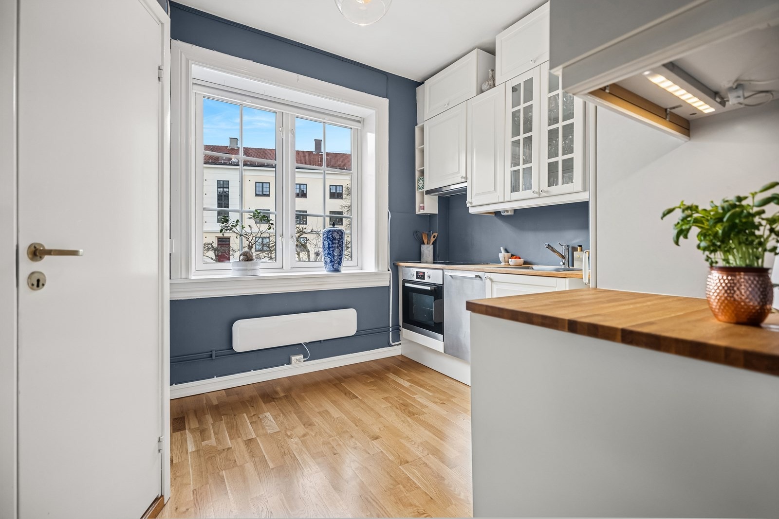 En klassisk og lys leilighet over 2 plan på Torshov. Galleribilde