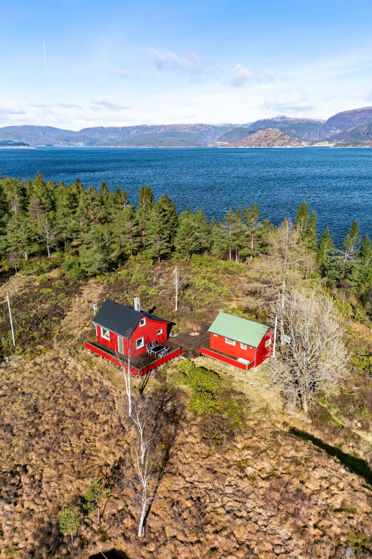 Det er også tilknyttet og tinglyst parkeringsplass. Galleribilde