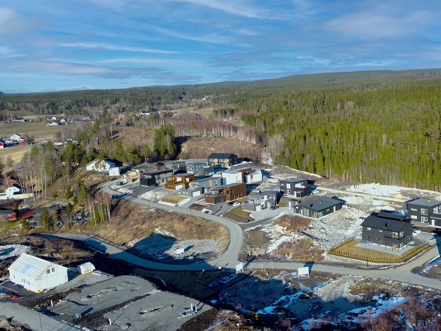 objpict_2952287504866575_0.jpg Galleribilde