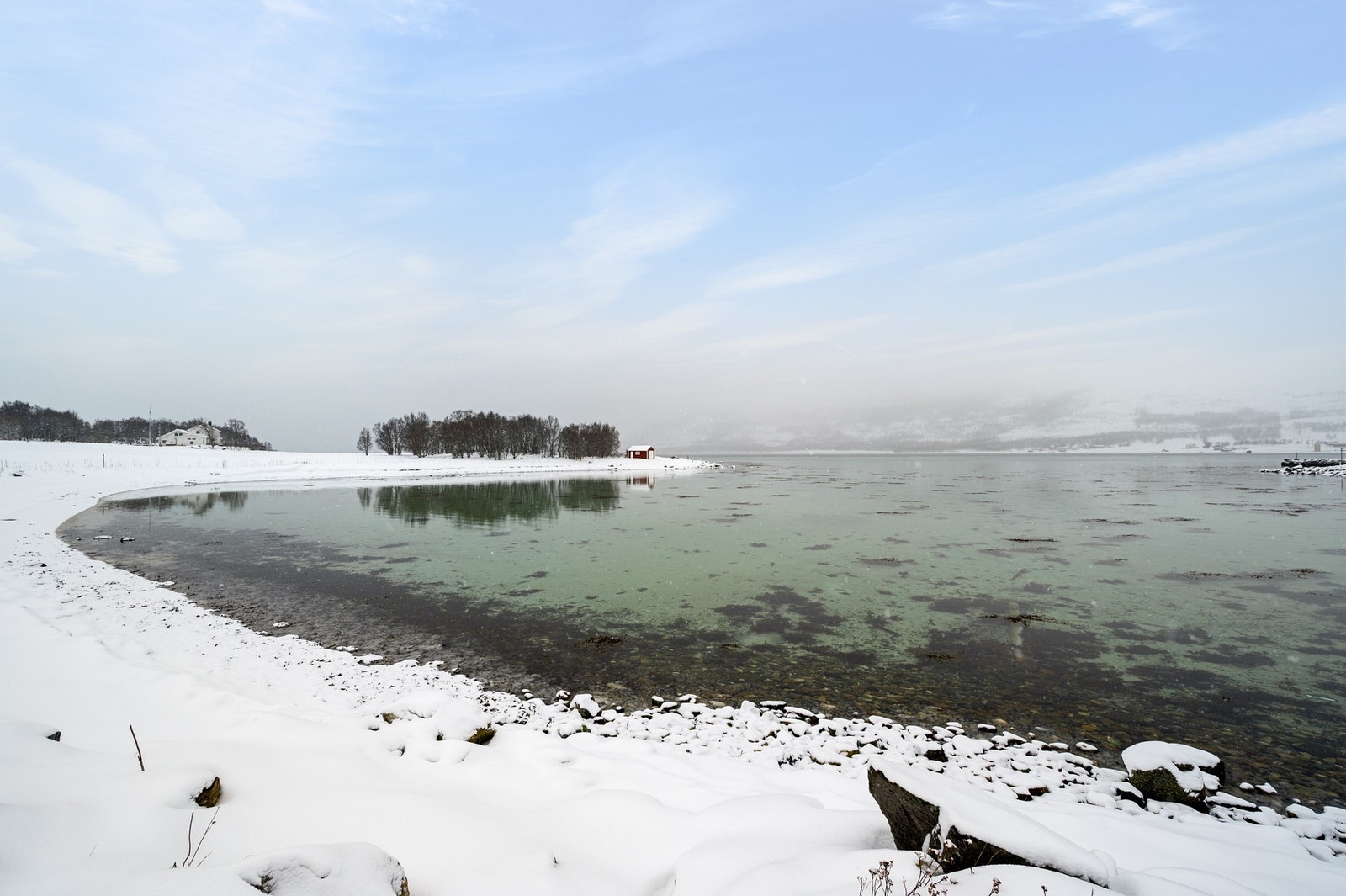 Fra boligen er det kort vei til havet Galleribilde