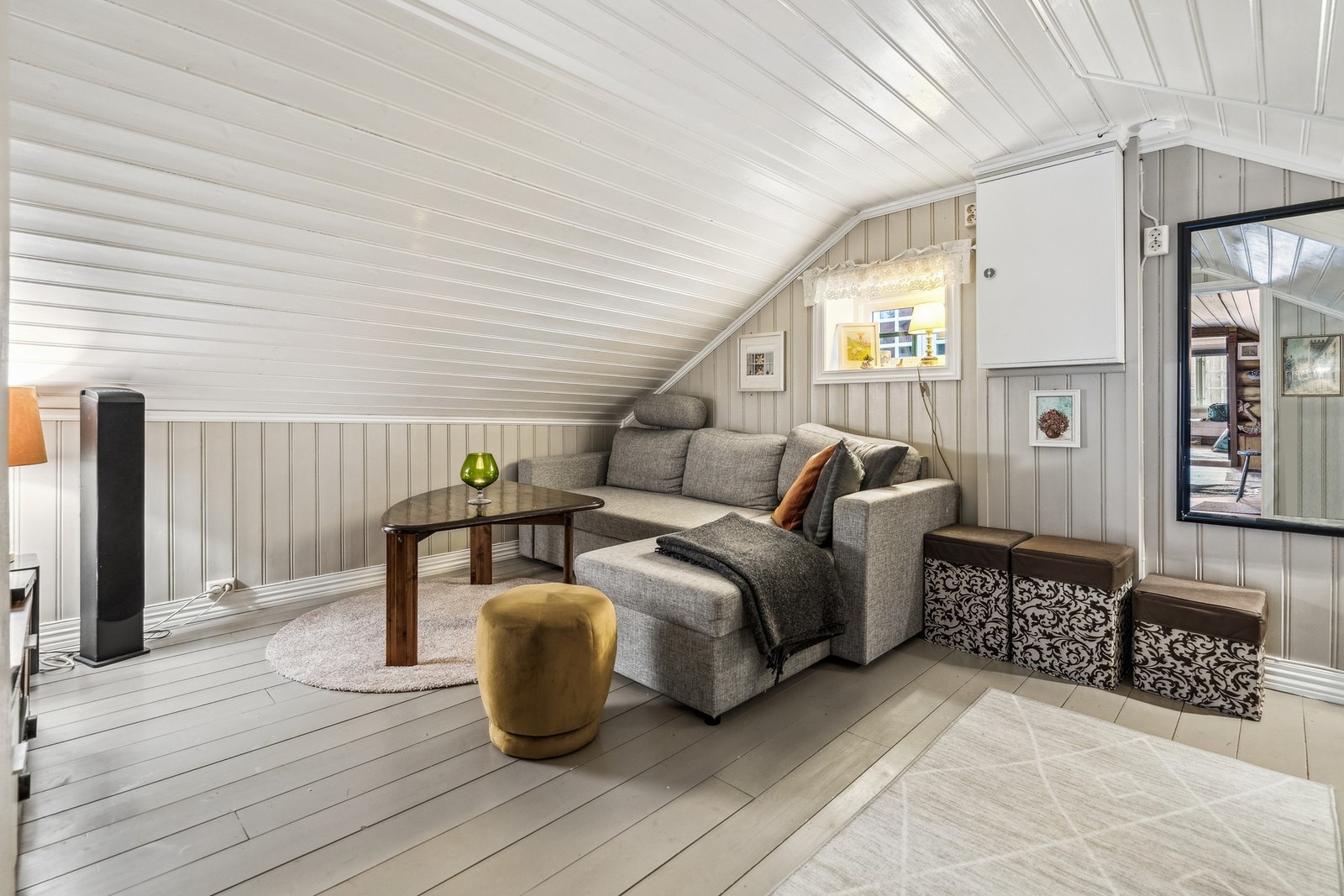 Tv-stue i 2.etasje Galleribilde