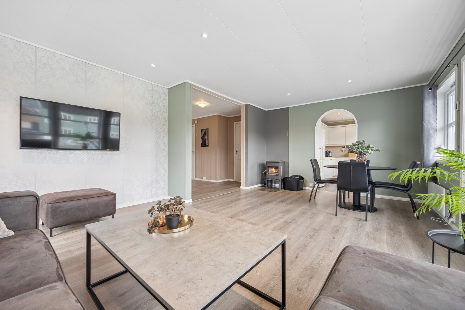 Vedovn sørger for god oppvarming vinterstid. Galleribilde