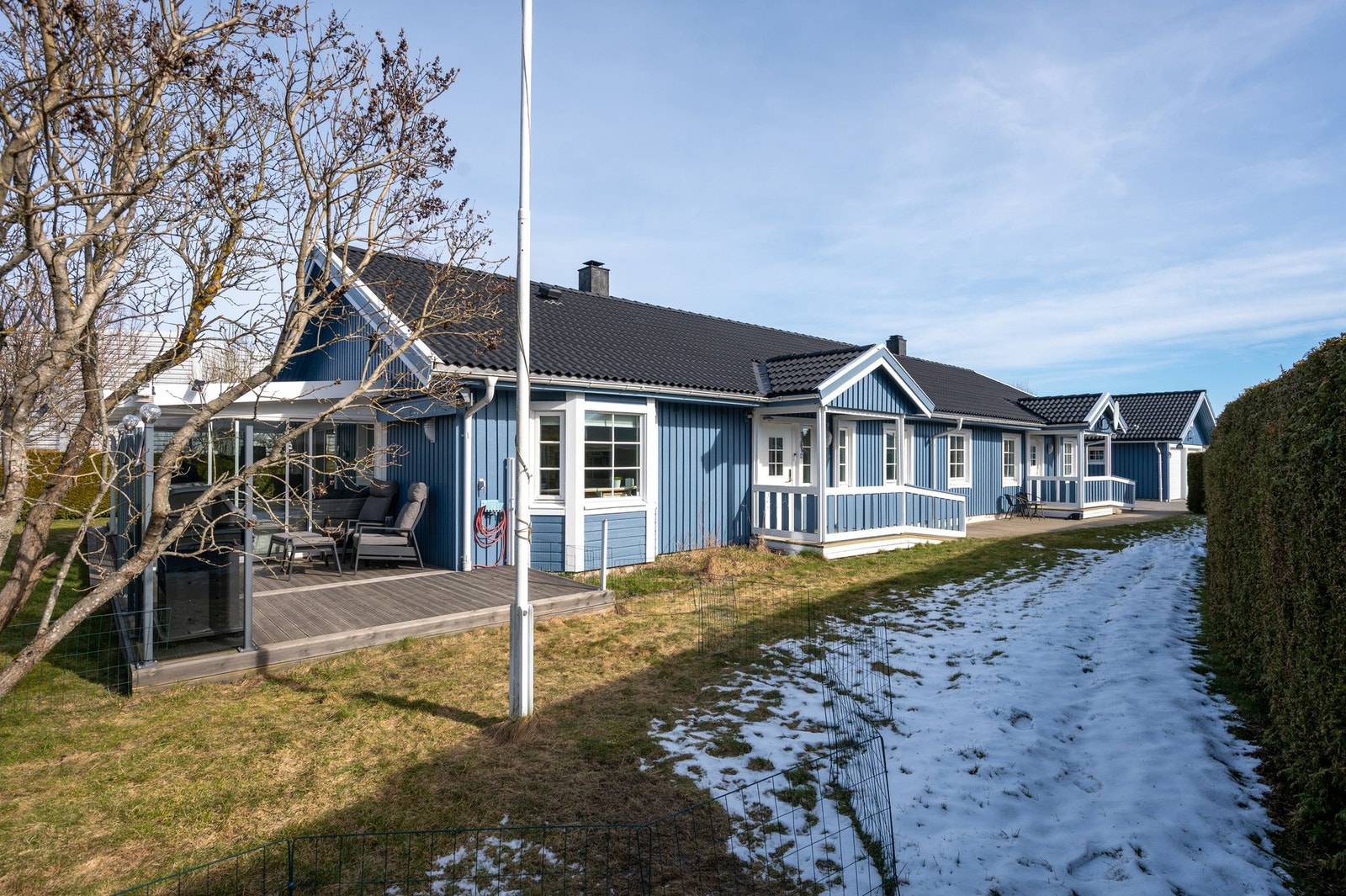 Velkommen til en unik generasjonsbolig - perfekt for flere familier! Galleribilde