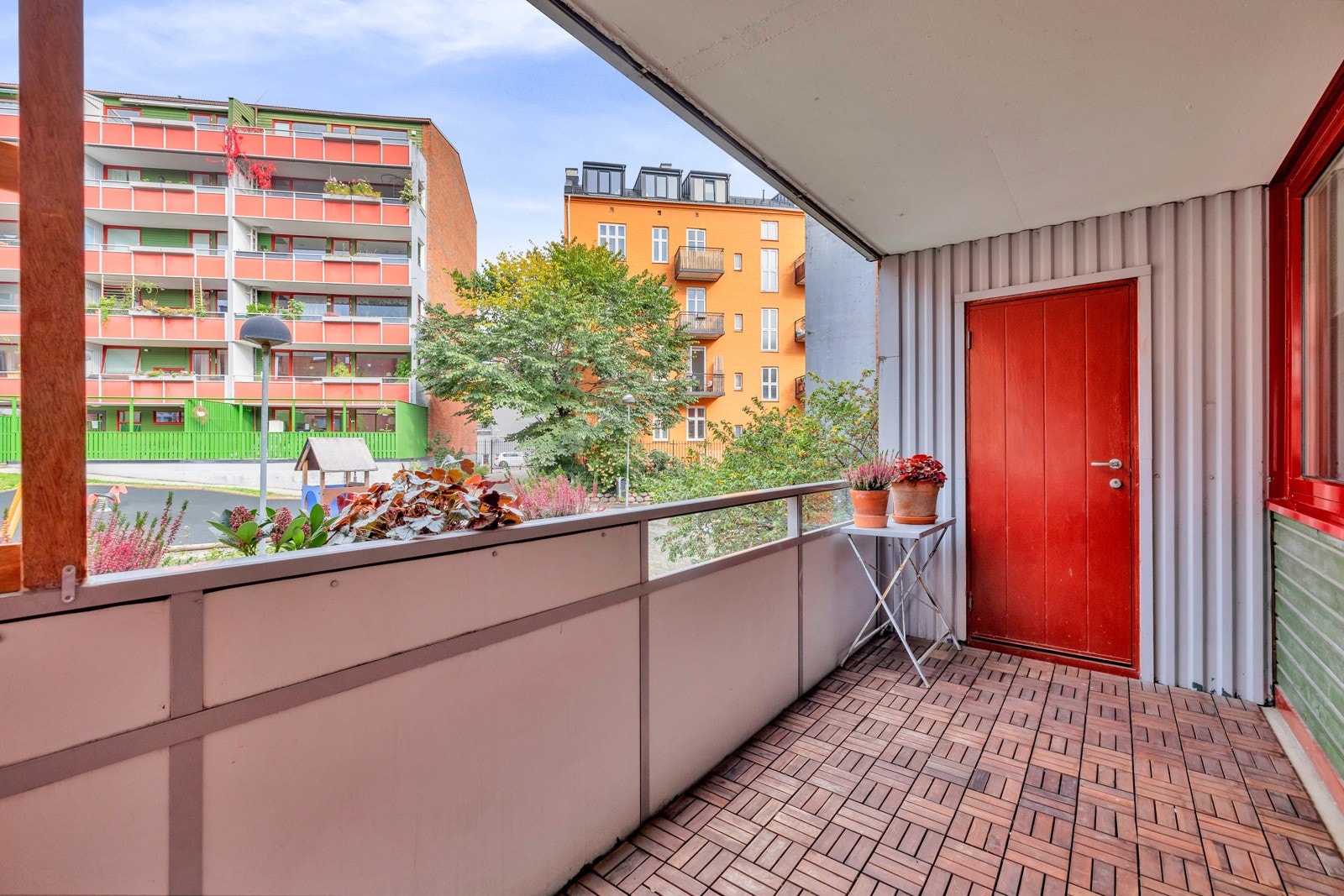 Det er god plass til balkongmøblement Galleribilde