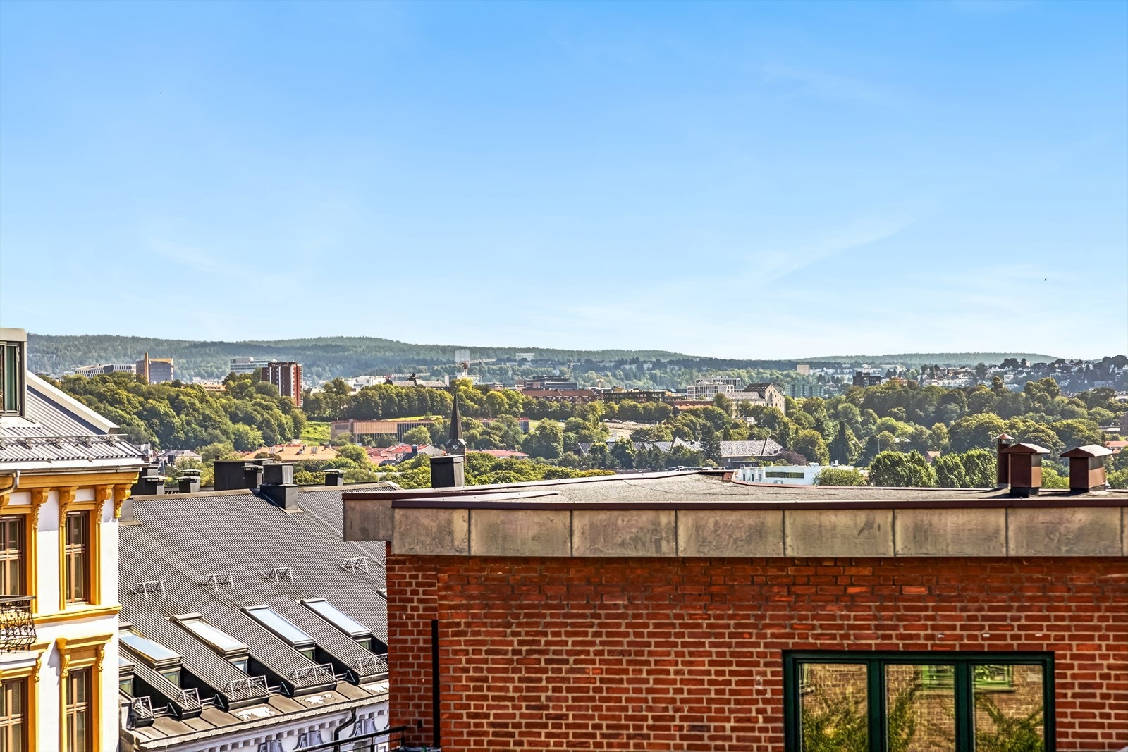 Utsikt fra det ene soverommet. Galleribilde