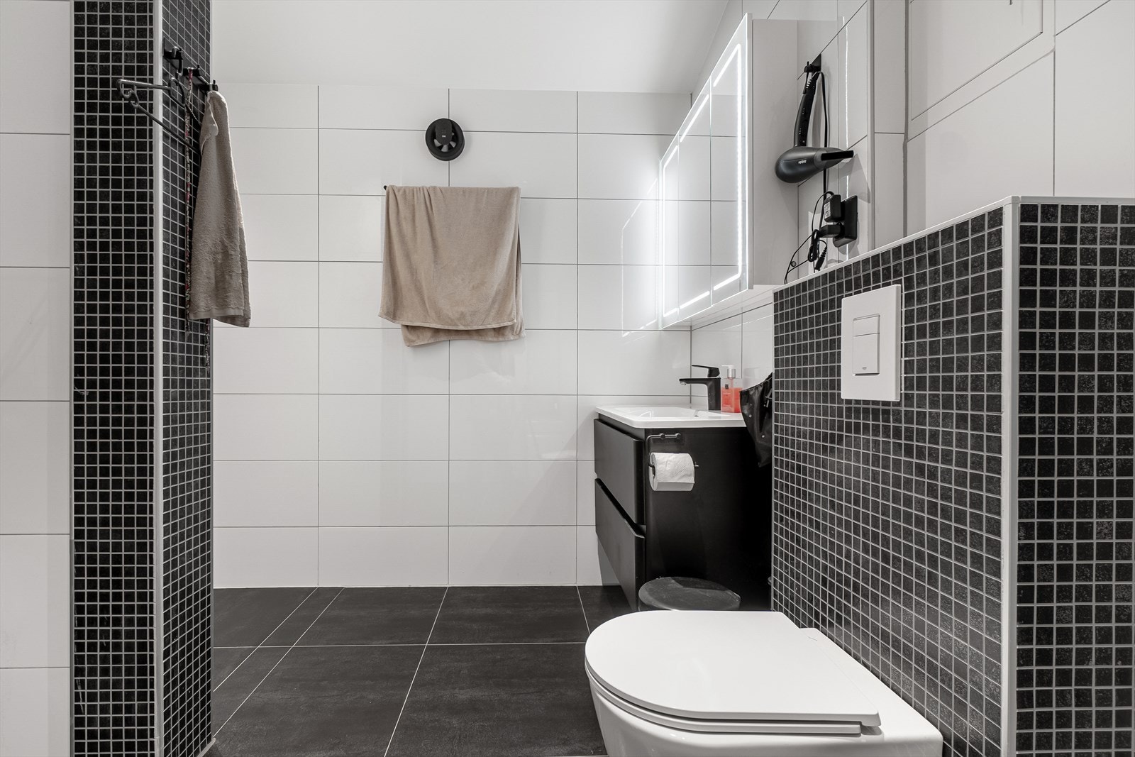 Moderne bad fra 2018. Galleribilde