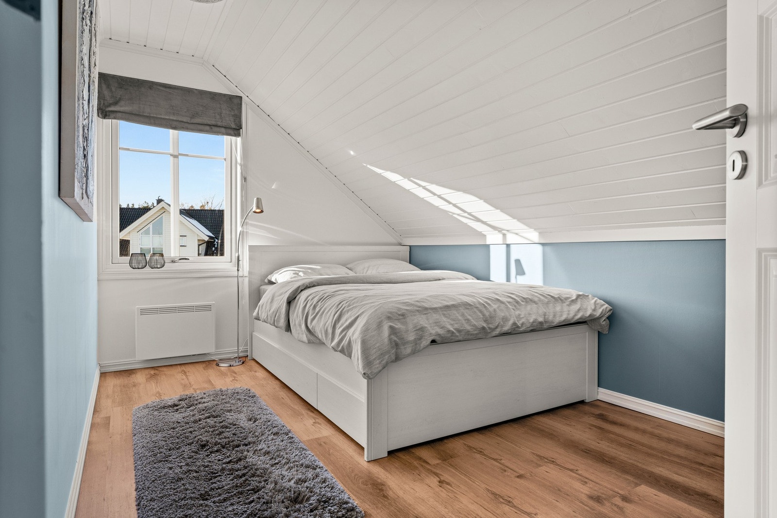 Fint gjesterom i 2. etasje på 10,6 kvadrat. Galleribilde