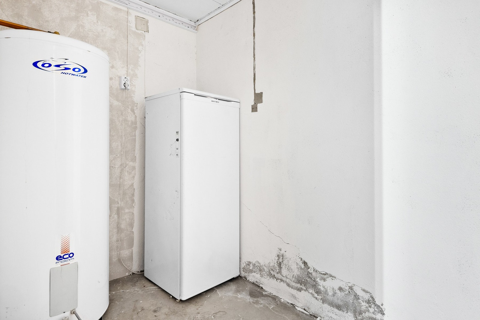 Teknisk rom med varmtvannsbereder fra 2019 Galleribilde