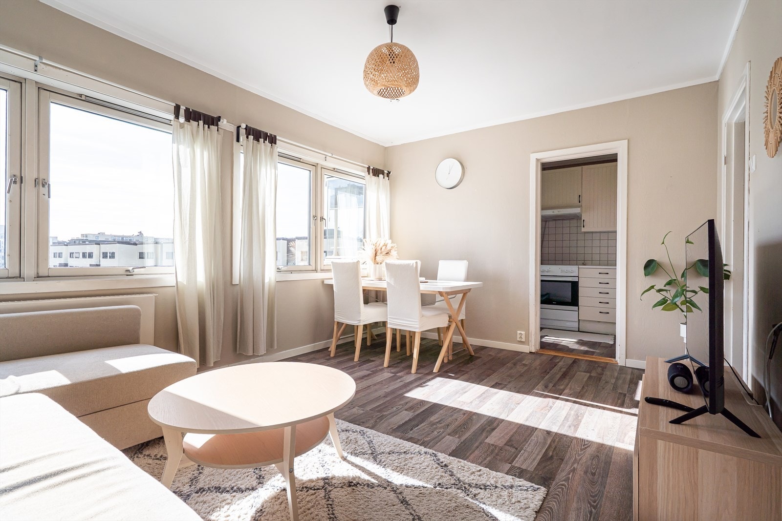 Aktiv Eiendomsmegling ved Kamilla Benum Braanen ønsker velkommen til Sverres vei 7! Galleribilde