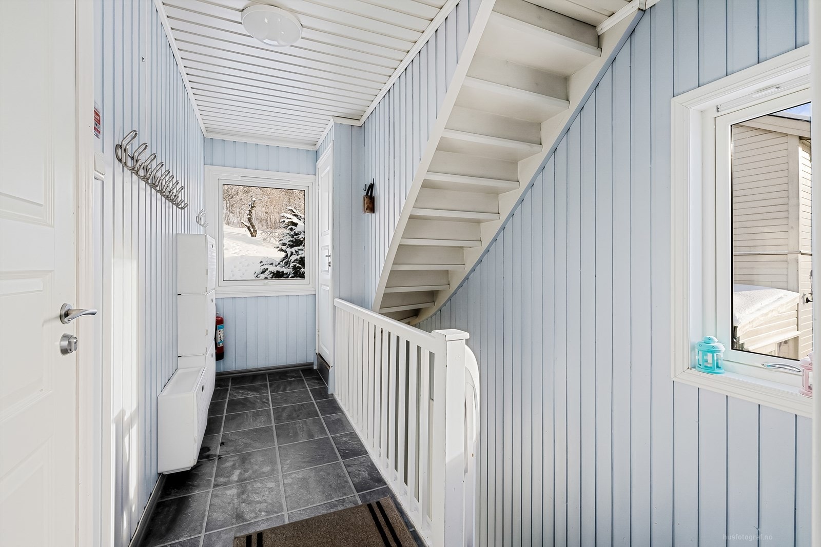 Her har en tilgang til felles loft samt bod og felles vaskekjeller i kjeller Galleribilde