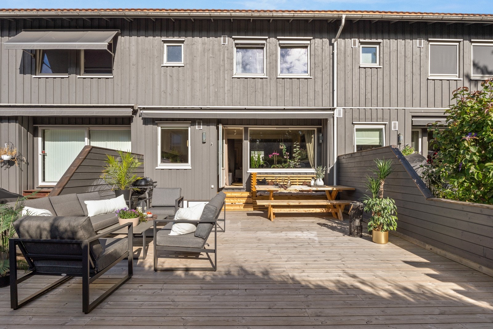 Her ligger alt til rette for å samle både venner og familie til sosiale stunder. Galleribilde
