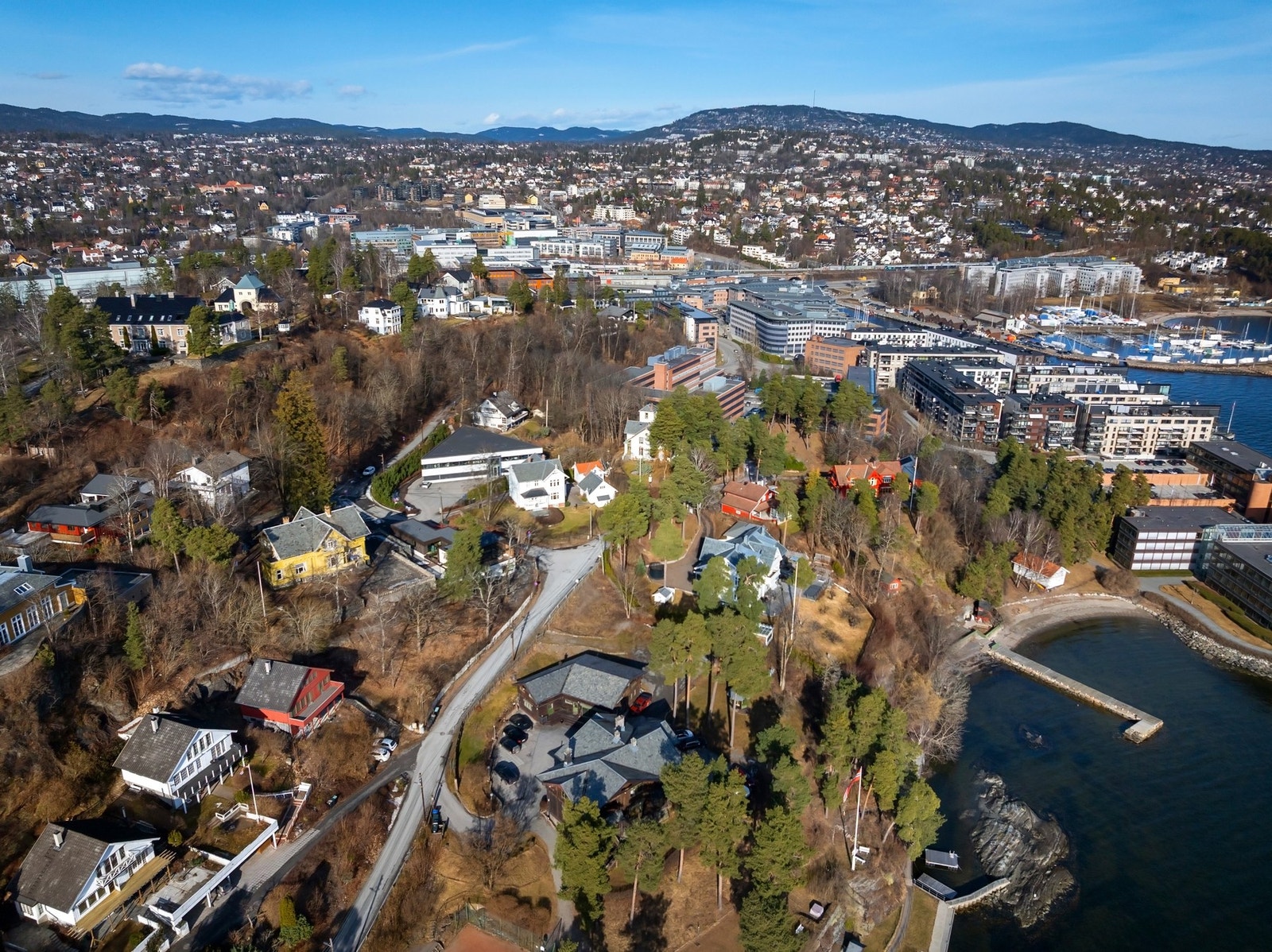 Villa Bjerkheim selges som den er - sliten, men stolt. Galleribilde
