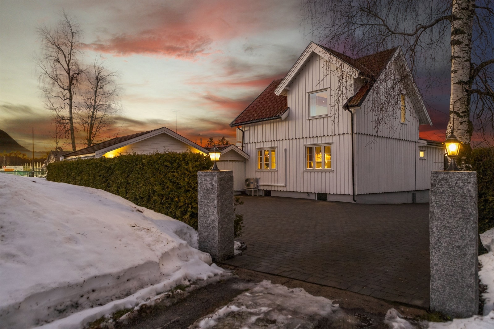 Krogsveen v/Vindum ønsker velkommen til Klavenesveien 10 og 10B! Galleribilde