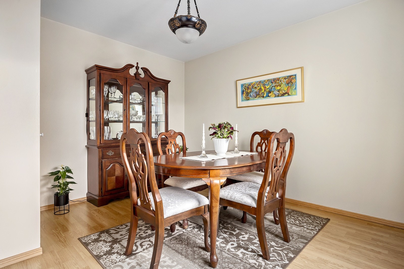 Spisestue / Soverom 2 Galleribilde