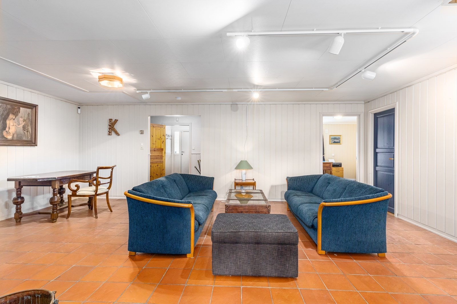 Stue kjeller Galleribilde