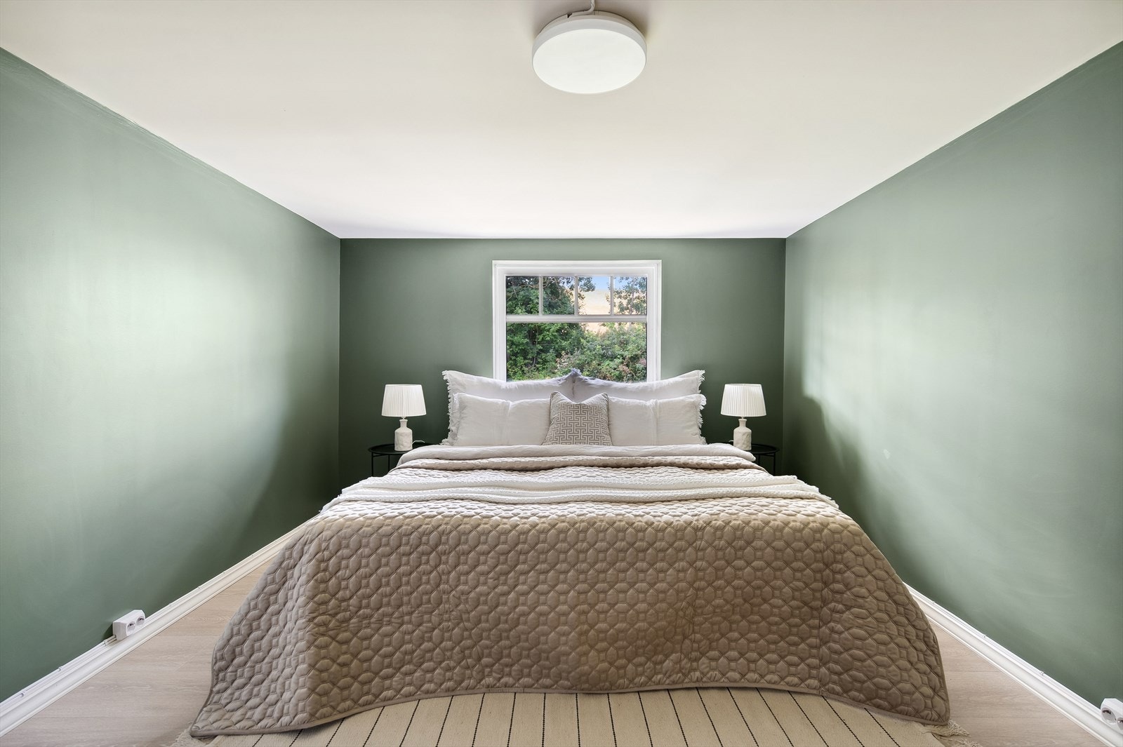 Soverom I Galleribilde