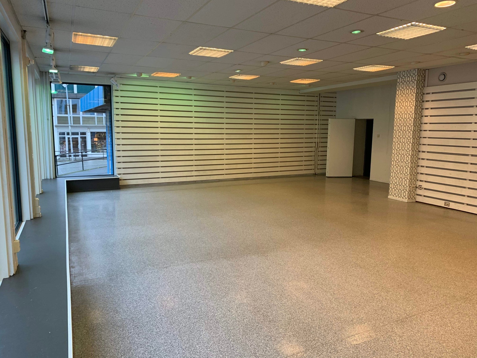 1 etg. butikk Galleribilde