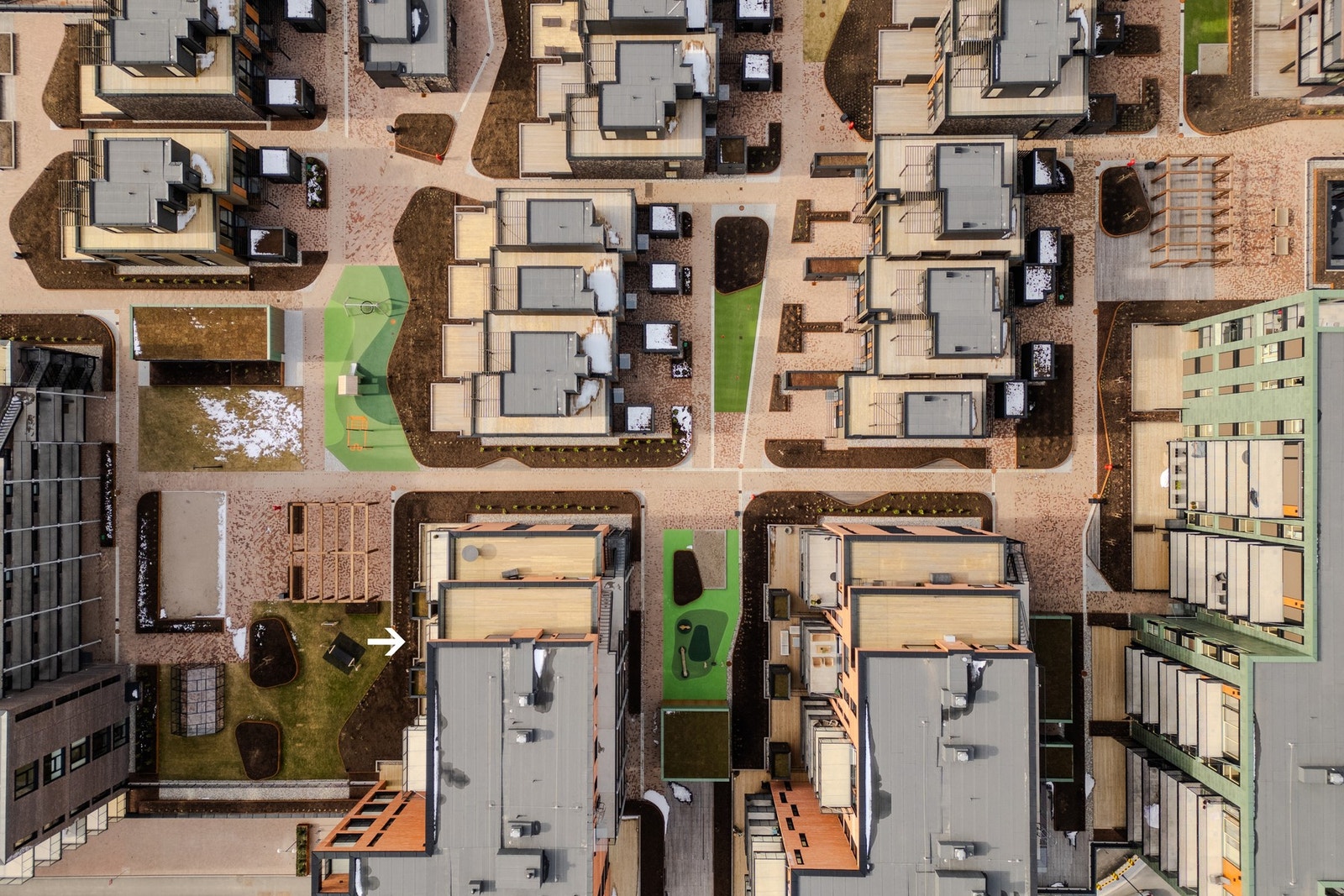 Flott takhage med ekstra god avstand mellom Amber Syd og Onyx Galleribilde