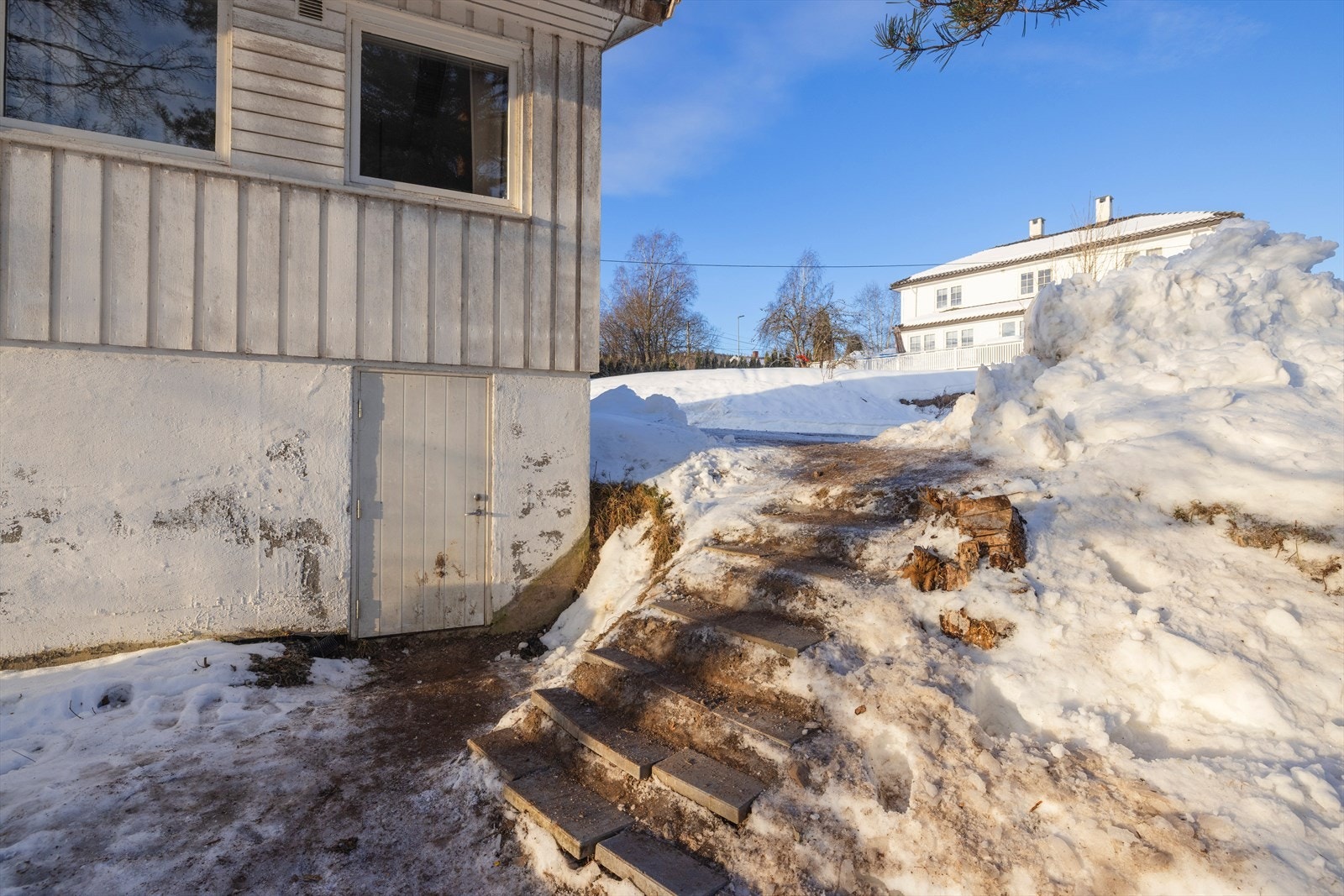 Nedgang og inngang til grovkjeller Galleribilde