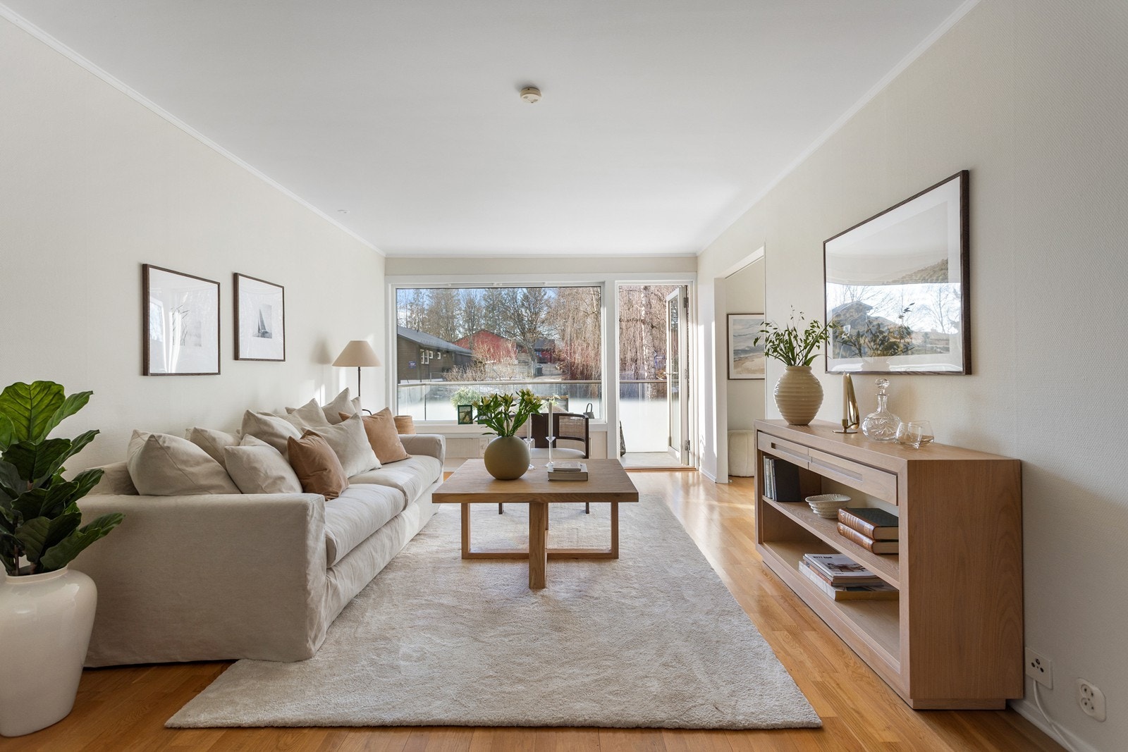 Velkommen til Hovseterveien 64C - En lys og gjennomgående 3-roms leilighet med garasjeplass! Galleribilde